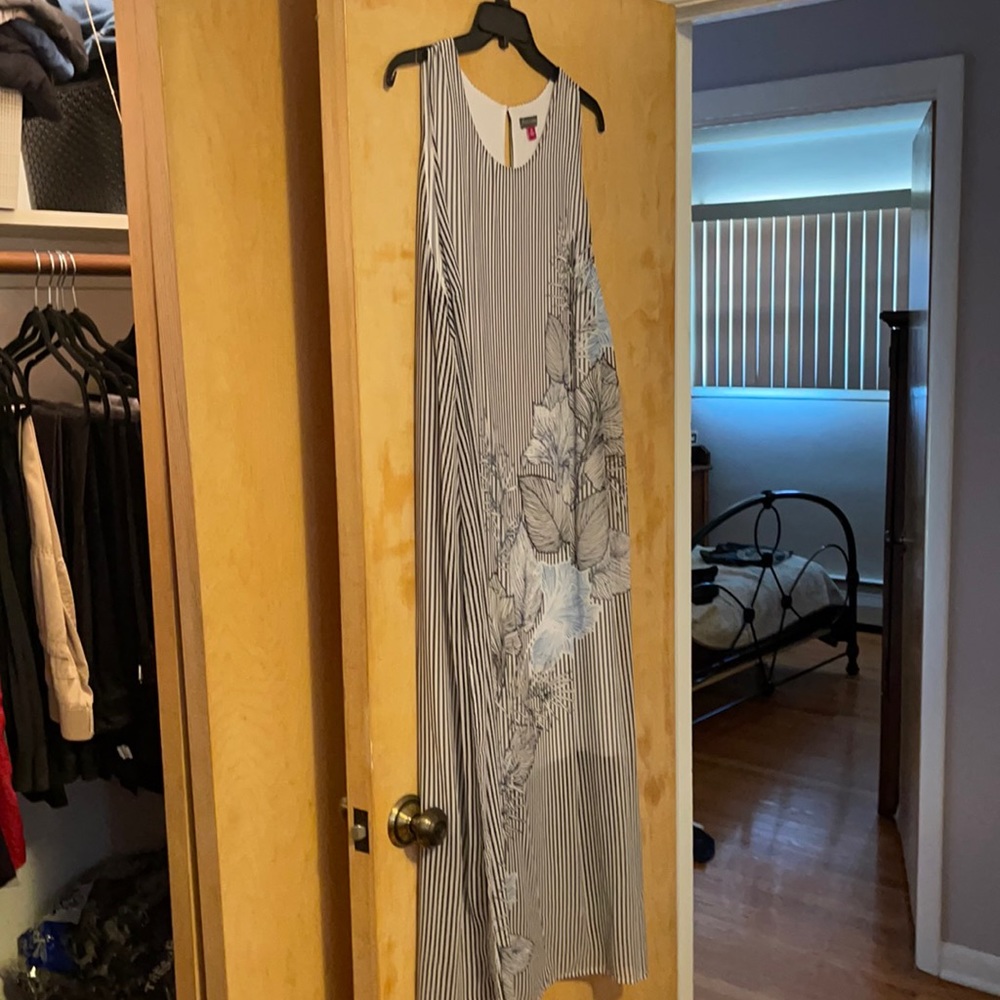 Vince Camuto Dress